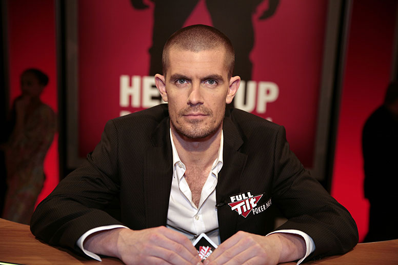 Игрок в покер Гас Хансен (Gus Hansen).